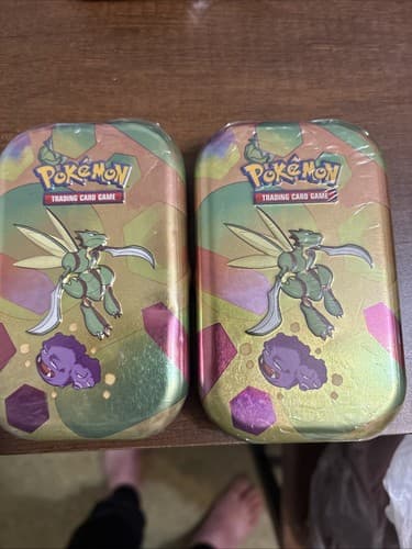 Pokemon TCG S&V 151 Mini Tin – Scyther and Weezing